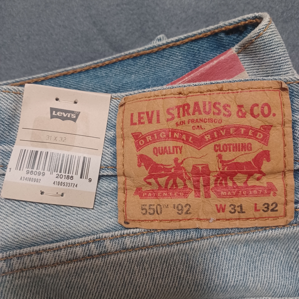 Levi's 550 Relaxed Fit Jeans